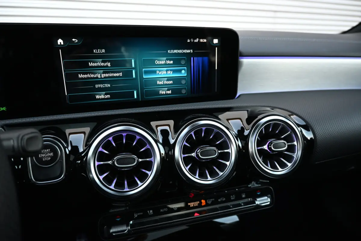 250 e Business Solution AMG Limited | Head Up | 360 | Memory | Widescreen | Apple-Carplay |