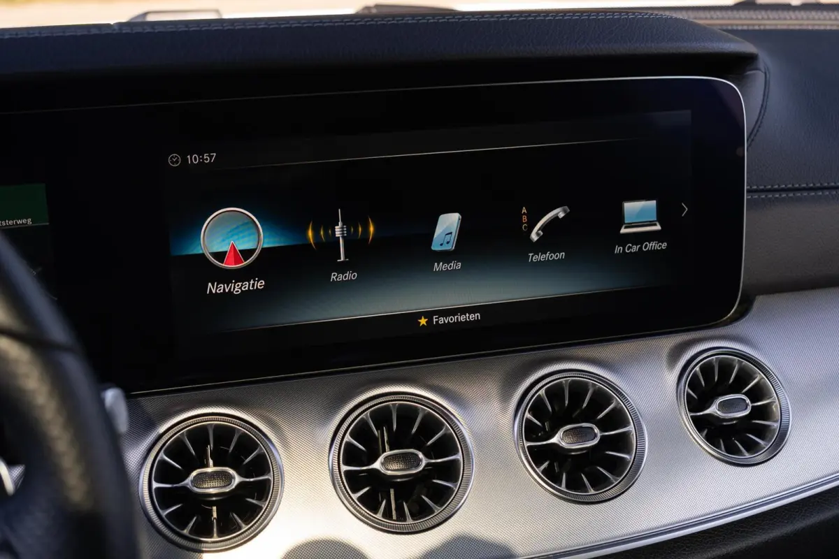 200 AMG 9G|Panoramadak|WideScreen|Burmester|Sfeerverlichting|LED|Night|2 Eig|Dealer Onderhouden