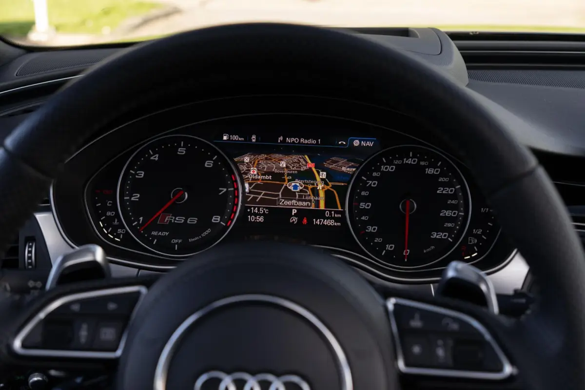 4.0 TFSI RS6 Quattro Pro Line Plus|Facelift|Keramisch|Head-Up|SoftClose|Ventilatie|Panoramadak|Dealer Onderhouden