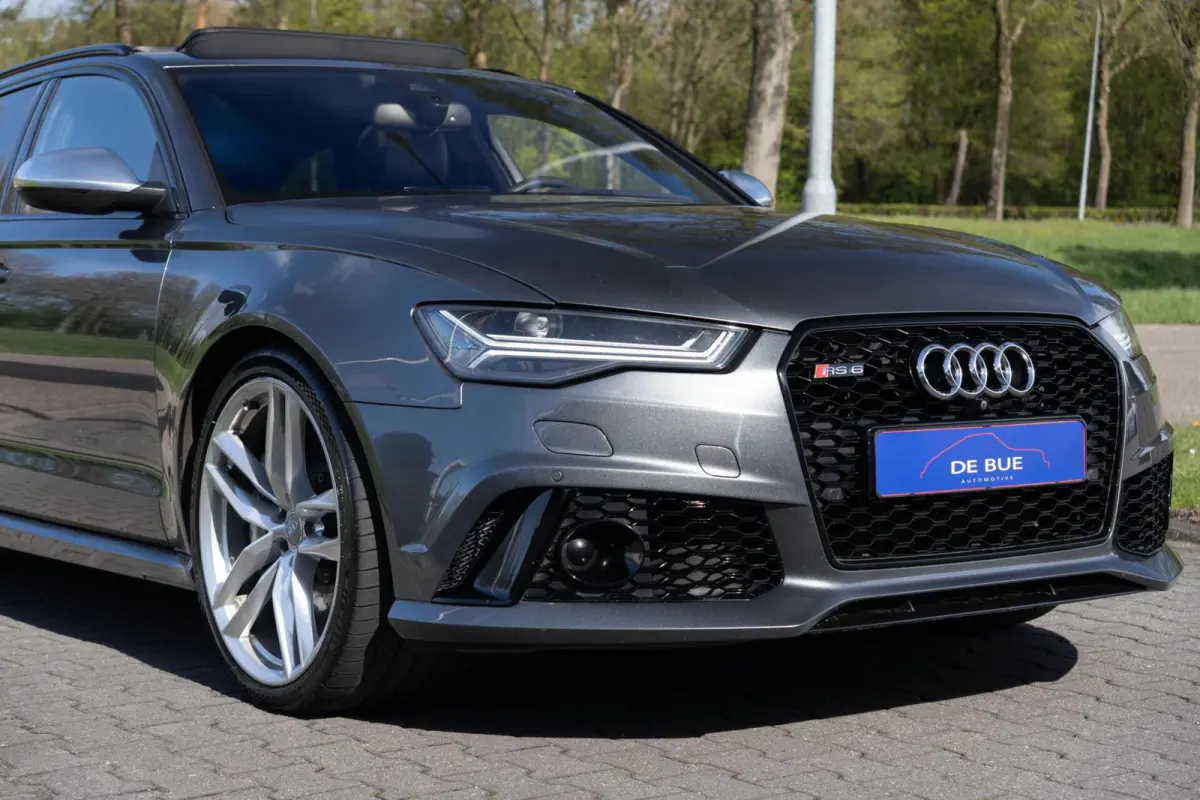 4.0 TFSI RS6 Quattro Pro Line Plus|Facelift|Keramisch|Head-Up|SoftClose|Ventilatie|Panoramadak|Dealer Onderhouden
