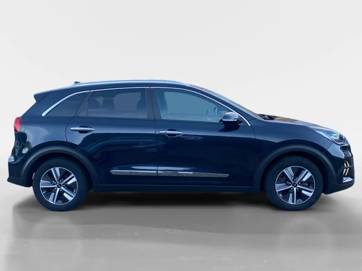 1.6 GDi PHEV DynamicPlusLine | Climate control | Leder | Stoel,- en stuurverwarming | Keyless | Navigatie | Dodehoek detectie | 16 inch LM-velgen | Parkeercamera |