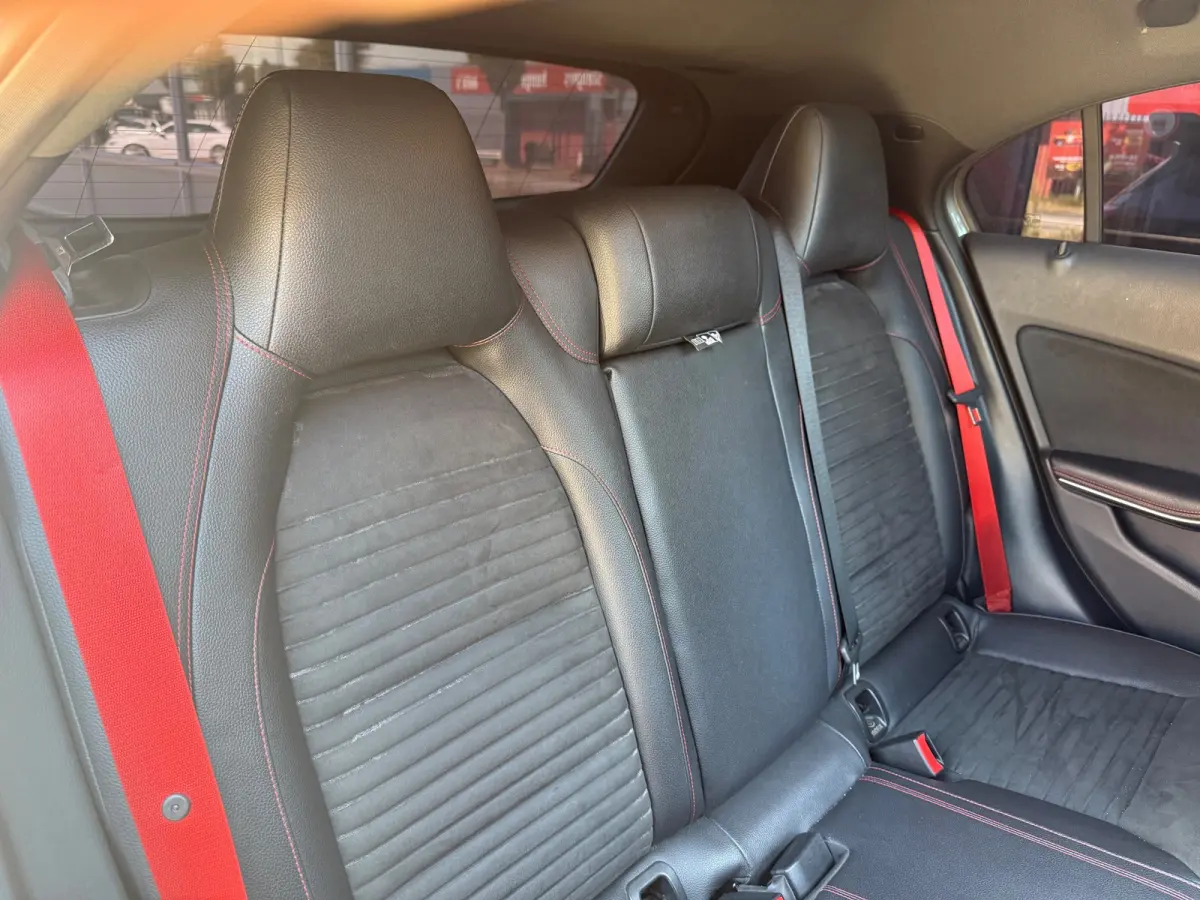 AMG 45 4MATIC | Pano | Camera | Cruise