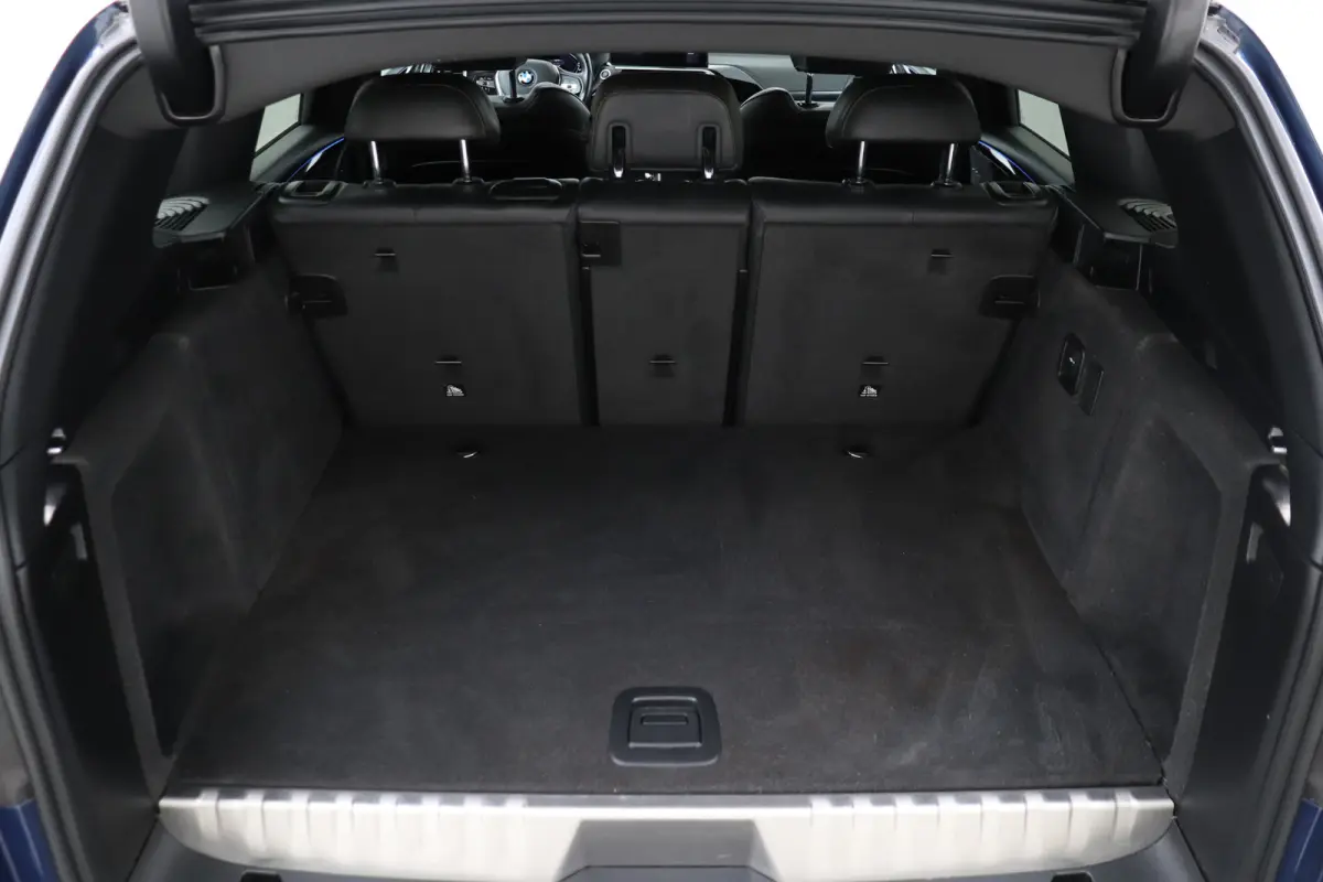 xDrive30e 293 PK High Exe. Trekhaak Head-up Carplay Nappaleder