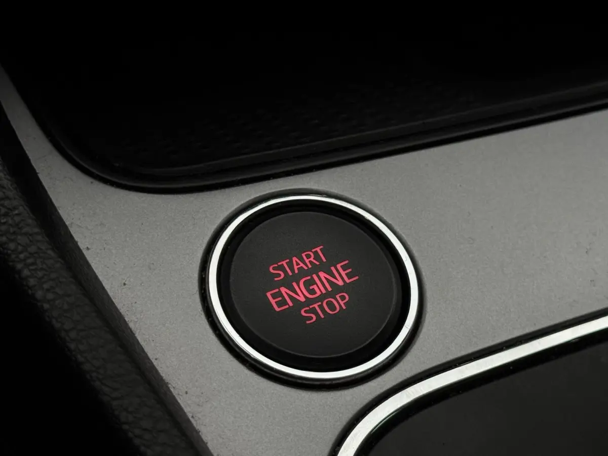 1.5 TSI FR Ultimate PANO|NAVI|CR CONTROL|LEDER|LED