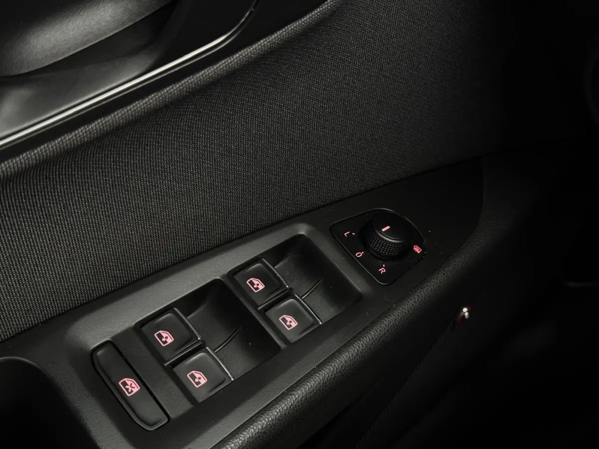1.5 TSI FR Ultimate PANO|NAVI|CR CONTROL|LEDER|LED