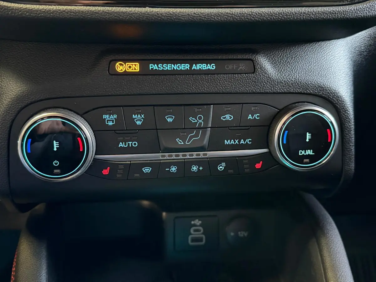 2.5 PHEV ST-Line Camera, Navi, Carplay, Stoel/Stuur/Achterbank Verwarming