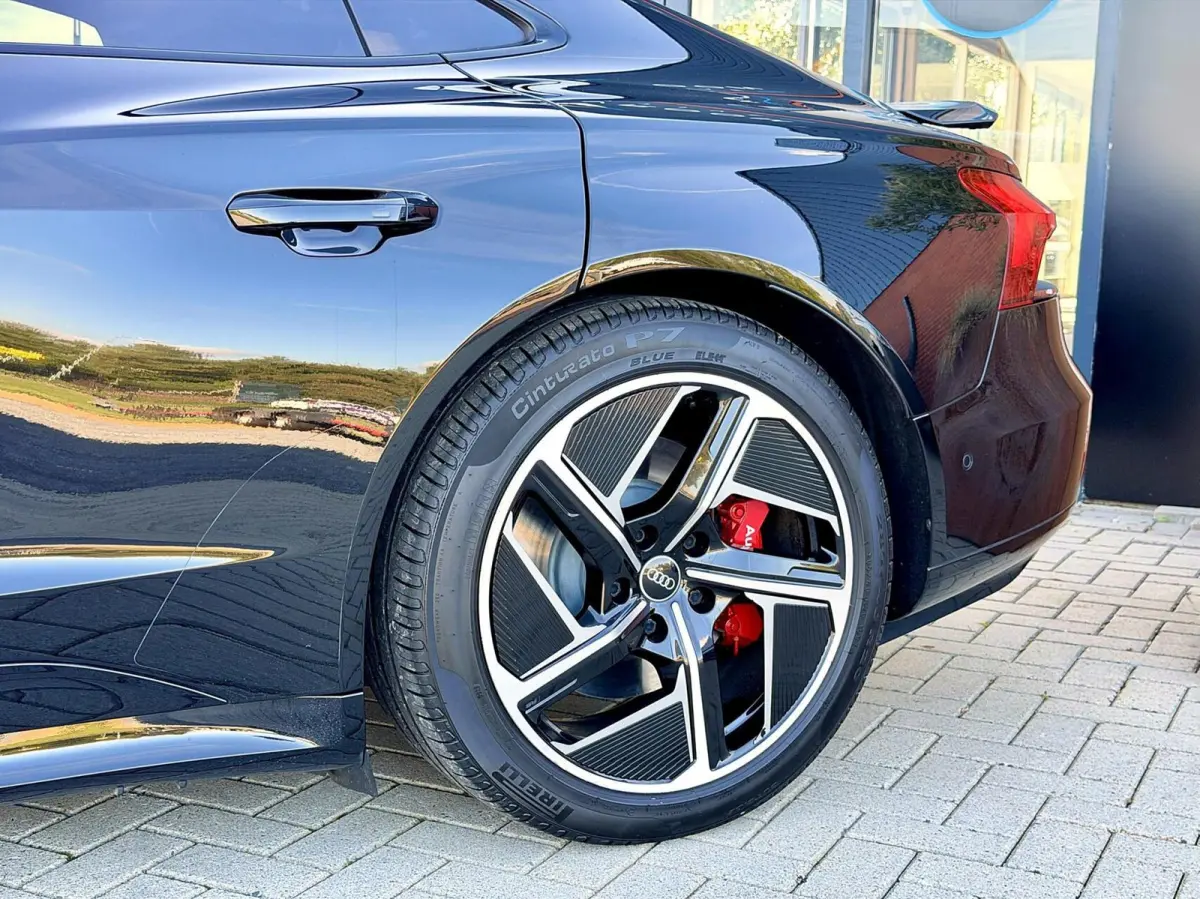 GT Edition ZERO 93 kWh|Org.NL NAP|1ste Eig.|BTW|RS-Seat|Ceramic|Carbon|Head Up|Matrix|Nachtzicht|Bang en Olufsen|S-Line|Luchtvering|Dealer Onderhouden