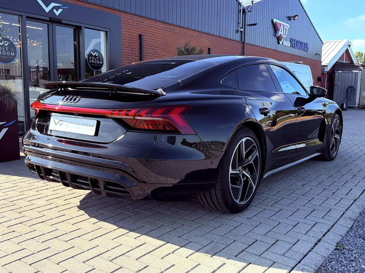 GT Edition ZERO 93 kWh|Org.NL NAP|1ste Eig.|BTW|RS-Seat|Ceramic|Carbon|Head Up|Matrix|Nachtzicht|Bang en Olufsen|S-Line|Luchtvering|Dealer Onderhouden