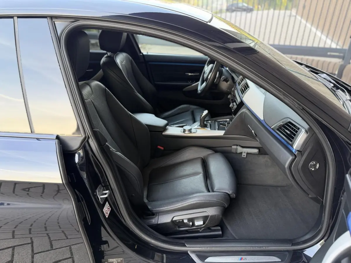 420i High Executive M SPORT | CAMERA | 19" | LEDER | NL-AUTO | DEALERONDERHOUDEN