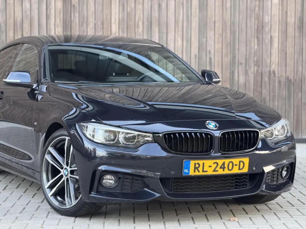 420i High Executive M SPORT | CAMERA | 19" | LEDER | NL-AUTO | DEALERONDERHOUDEN