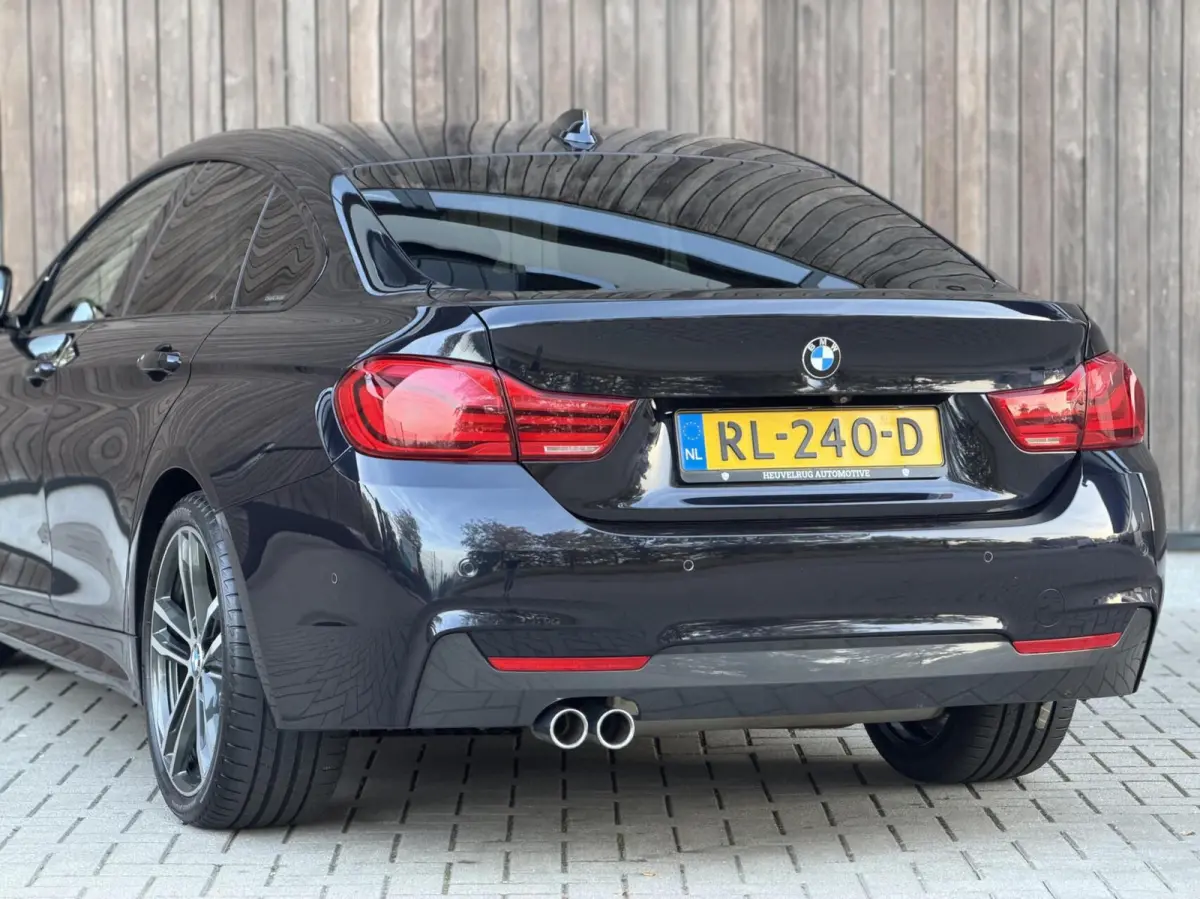 420i High Executive M SPORT | CAMERA | 19" | LEDER | NL-AUTO | DEALERONDERHOUDEN