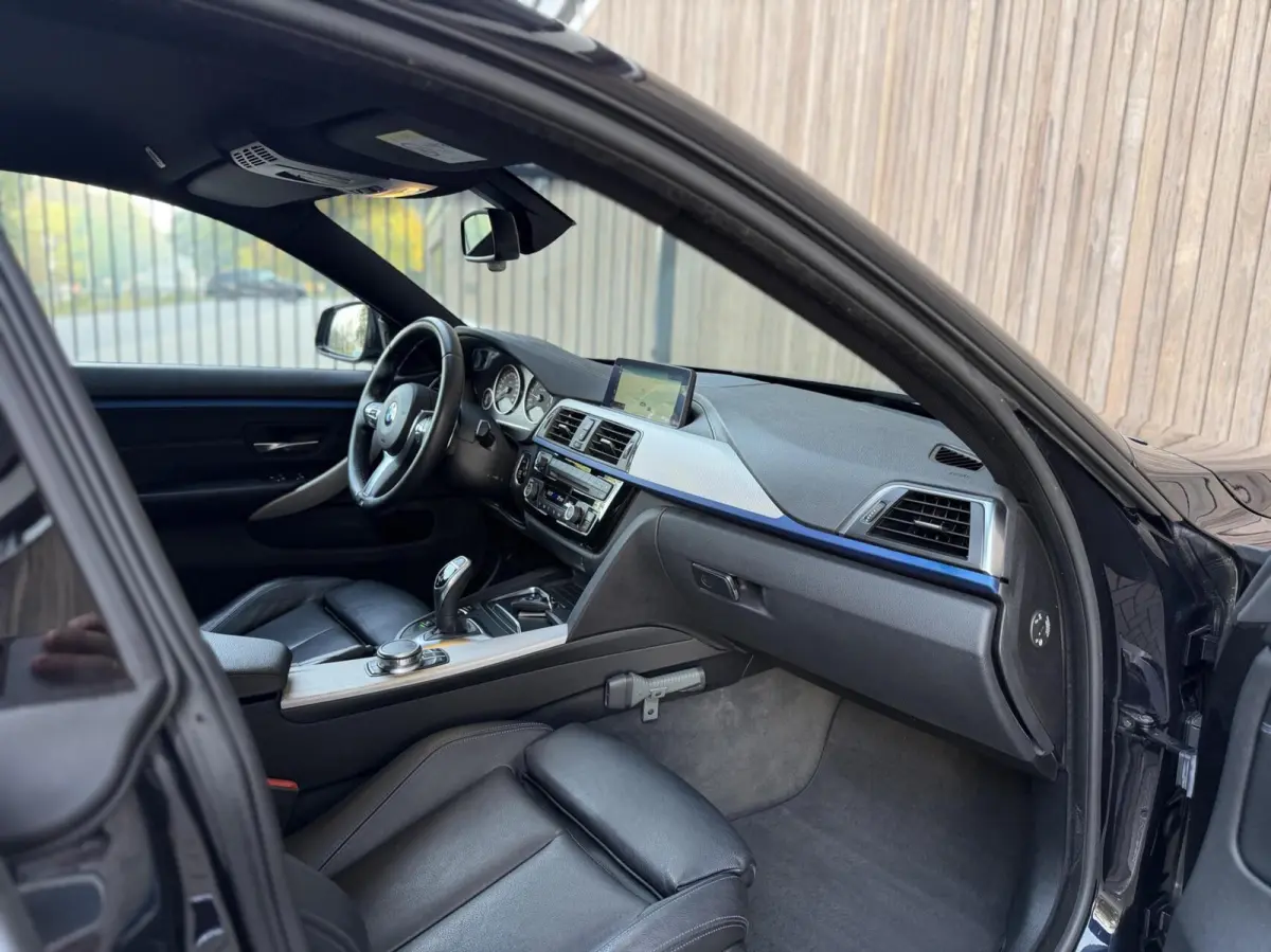420i High Executive M SPORT | CAMERA | 19" | LEDER | NL-AUTO | DEALERONDERHOUDEN