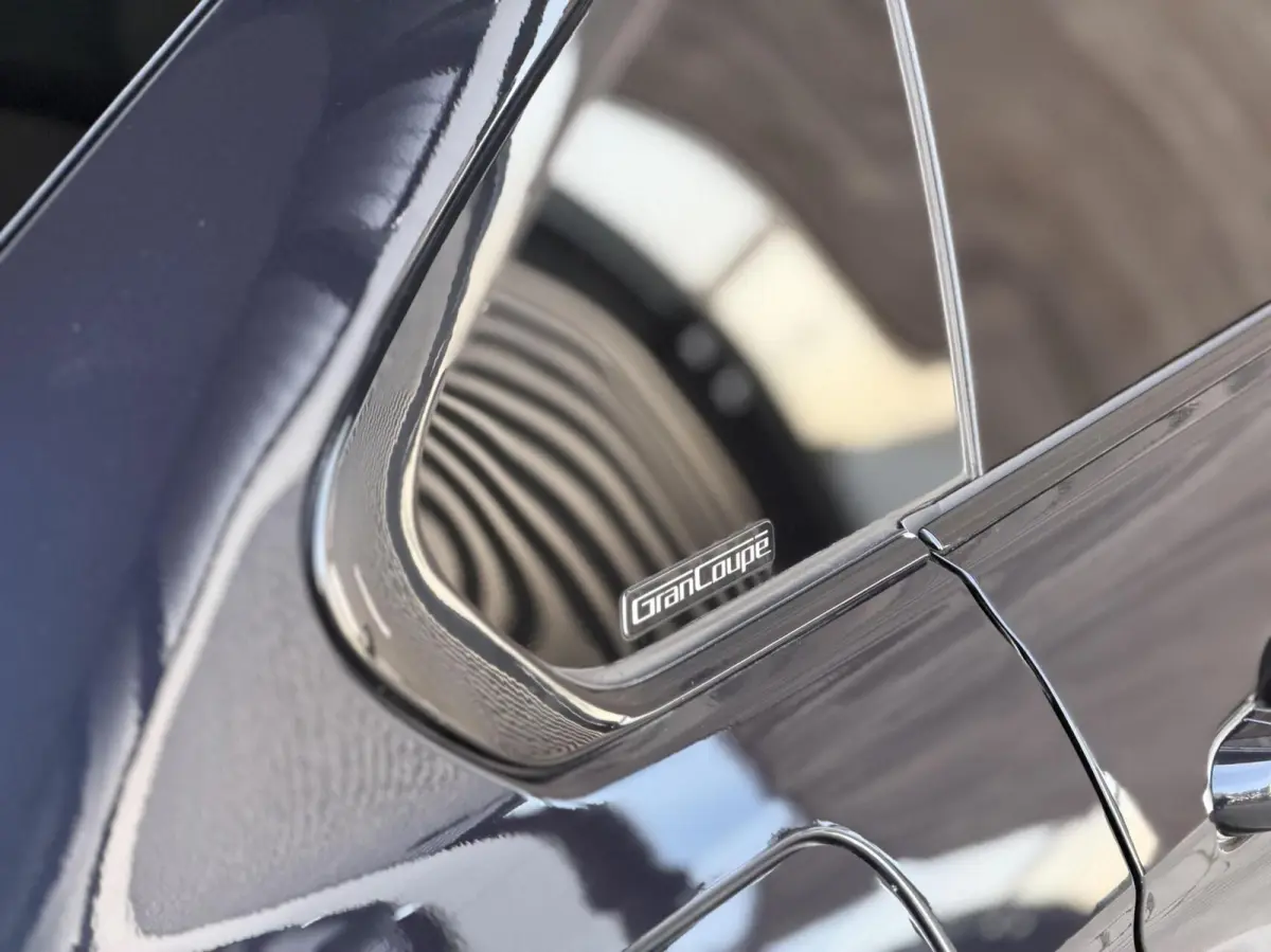 420i High Executive M SPORT | CAMERA | 19" | LEDER | NL-AUTO | DEALERONDERHOUDEN