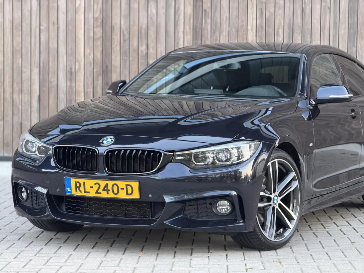 420i High Executive M SPORT | CAMERA | 19" | LEDER | NL-AUTO | DEALERONDERHOUDEN
