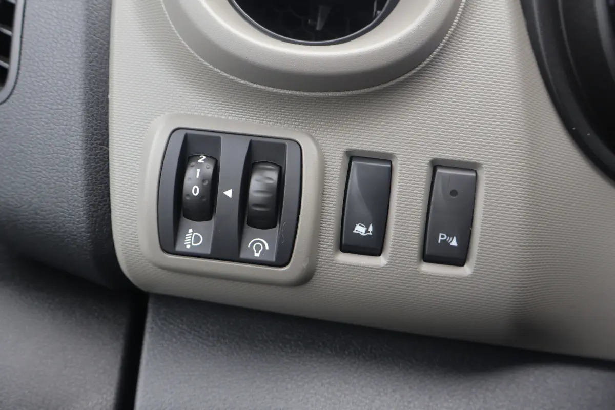 1.6 dCi T27 L1H1 Airco Trekhaak