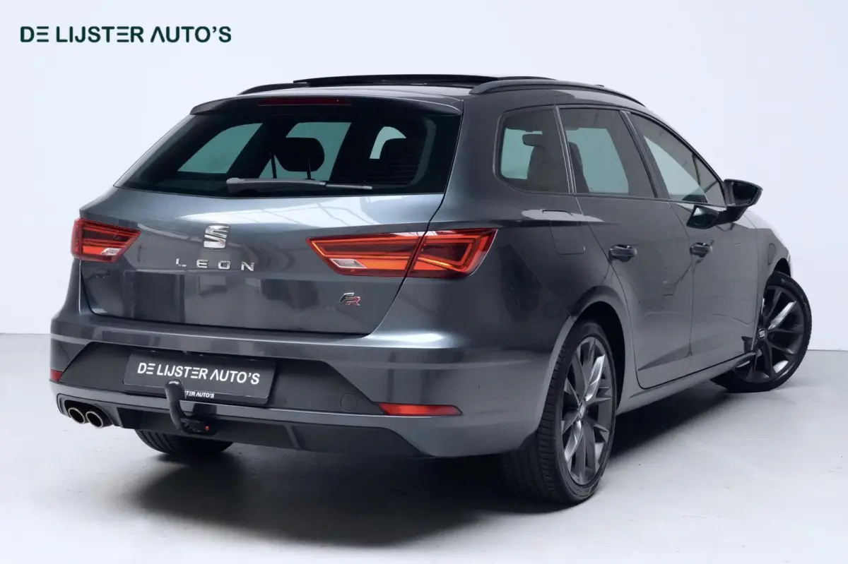1.5 TSI FR Sport Automaat 150 PK | Pano-dak | Virtual | CarPlay | Stoelverwarming | Camera | Led | Pdc | Trekhaak |