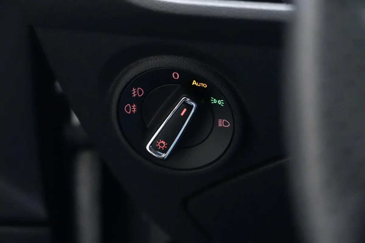 1.5 TSI FR Sport Automaat 150 PK | Pano-dak | Virtual | CarPlay | Stoelverwarming | Camera | Led | Pdc | Trekhaak |