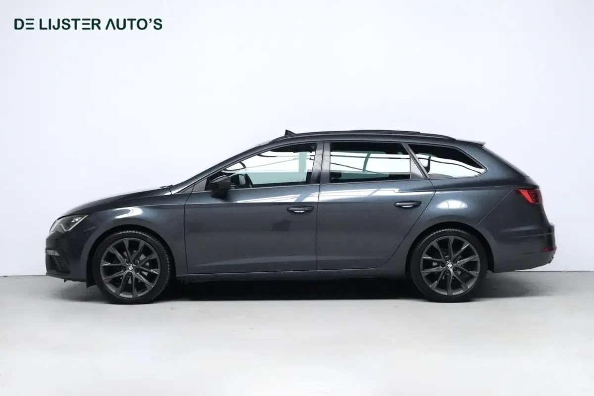 1.5 TSI FR Sport Automaat 150 PK | Pano-dak | Virtual | CarPlay | Stoelverwarming | Camera | Led | Pdc | Trekhaak |