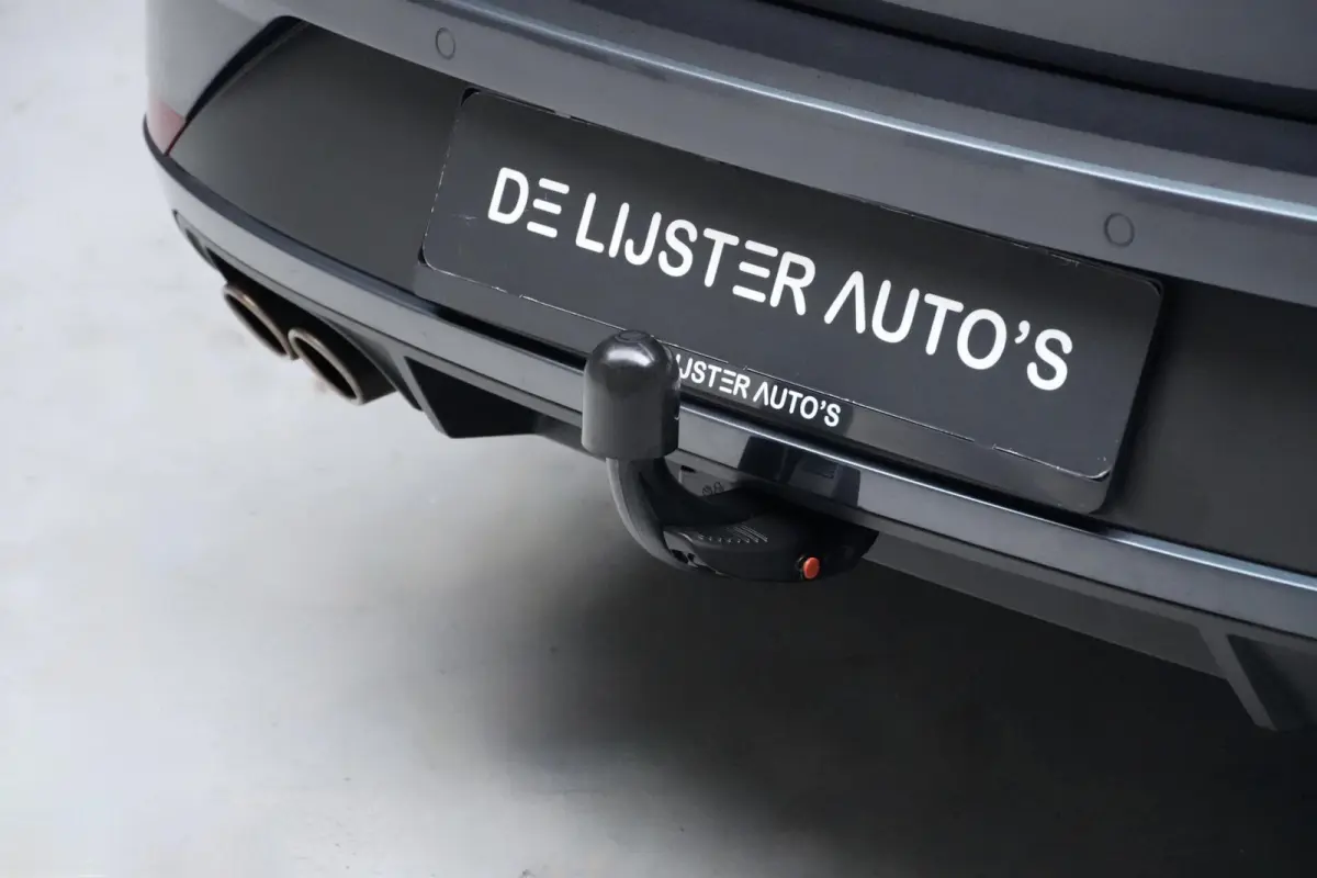1.5 TSI FR Sport Automaat 150 PK | Pano-dak | Virtual | CarPlay | Stoelverwarming | Camera | Led | Pdc | Trekhaak |