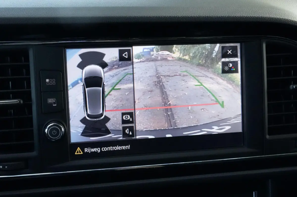 1.5 TSI FR Sport Automaat 150 PK | Pano-dak | Virtual | CarPlay | Stoelverwarming | Camera | Led | Pdc | Trekhaak |