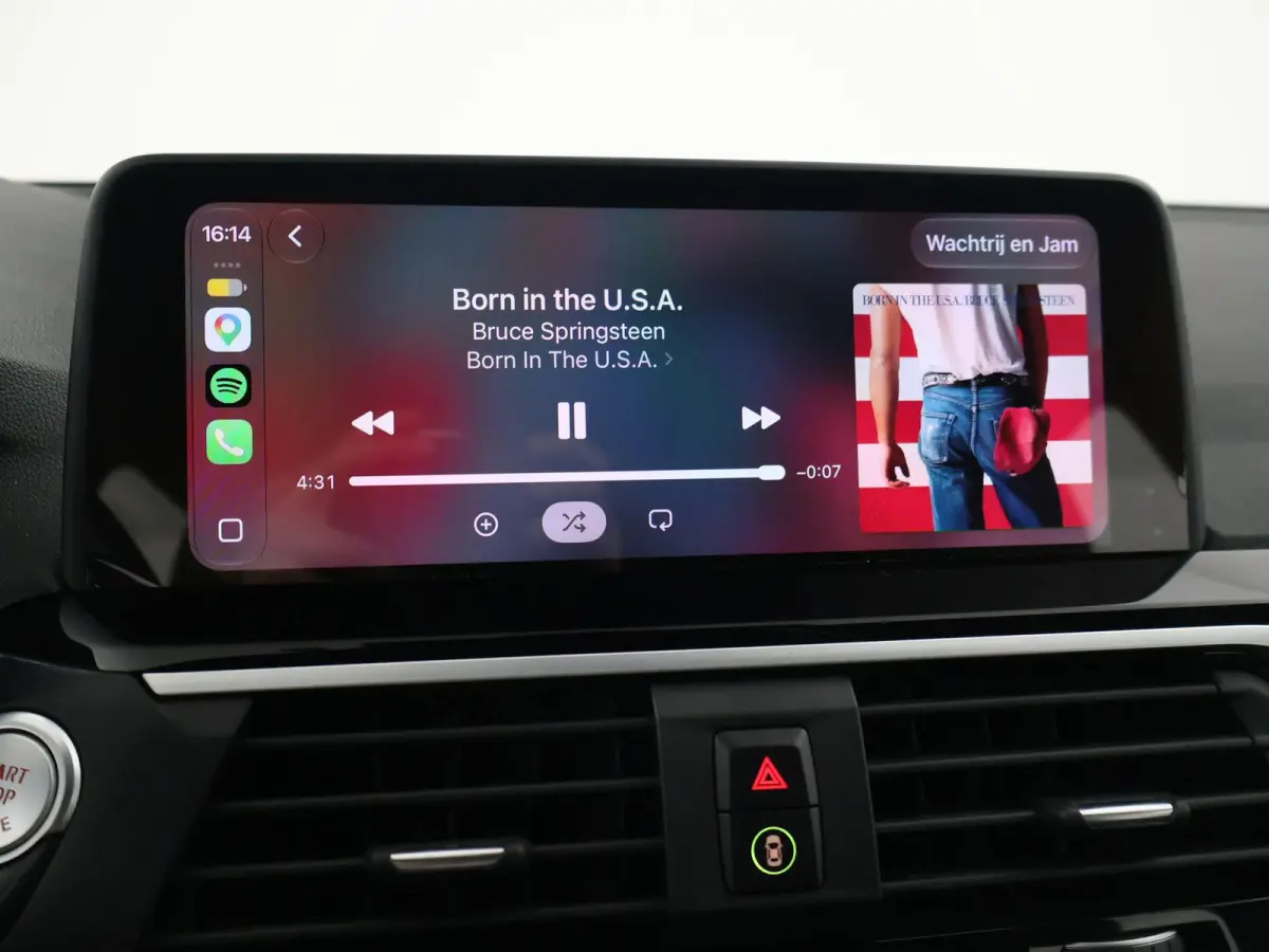 xDrive20i 184 PK M-SPORT H.E. EDITION + HEAD-UP | SFEERVERL. | CARPLAY | LEDER | CAMERA | 19 INCH