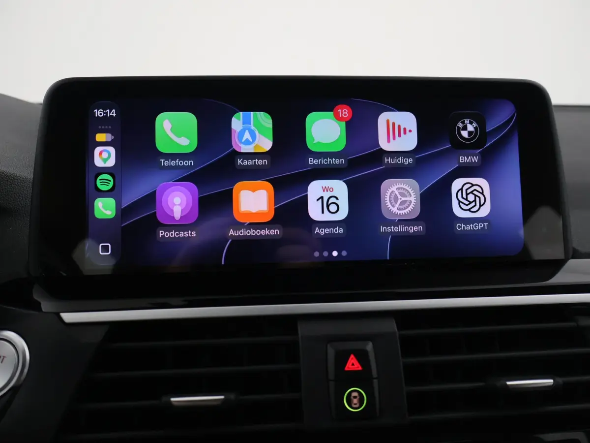 xDrive20i 184 PK M-SPORT H.E. EDITION + HEAD-UP | SFEERVERL. | CARPLAY | LEDER | CAMERA | 19 INCH