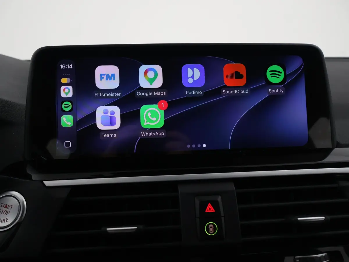 xDrive20i 184 PK M-SPORT H.E. EDITION + HEAD-UP | SFEERVERL. | CARPLAY | LEDER | CAMERA | 19 INCH