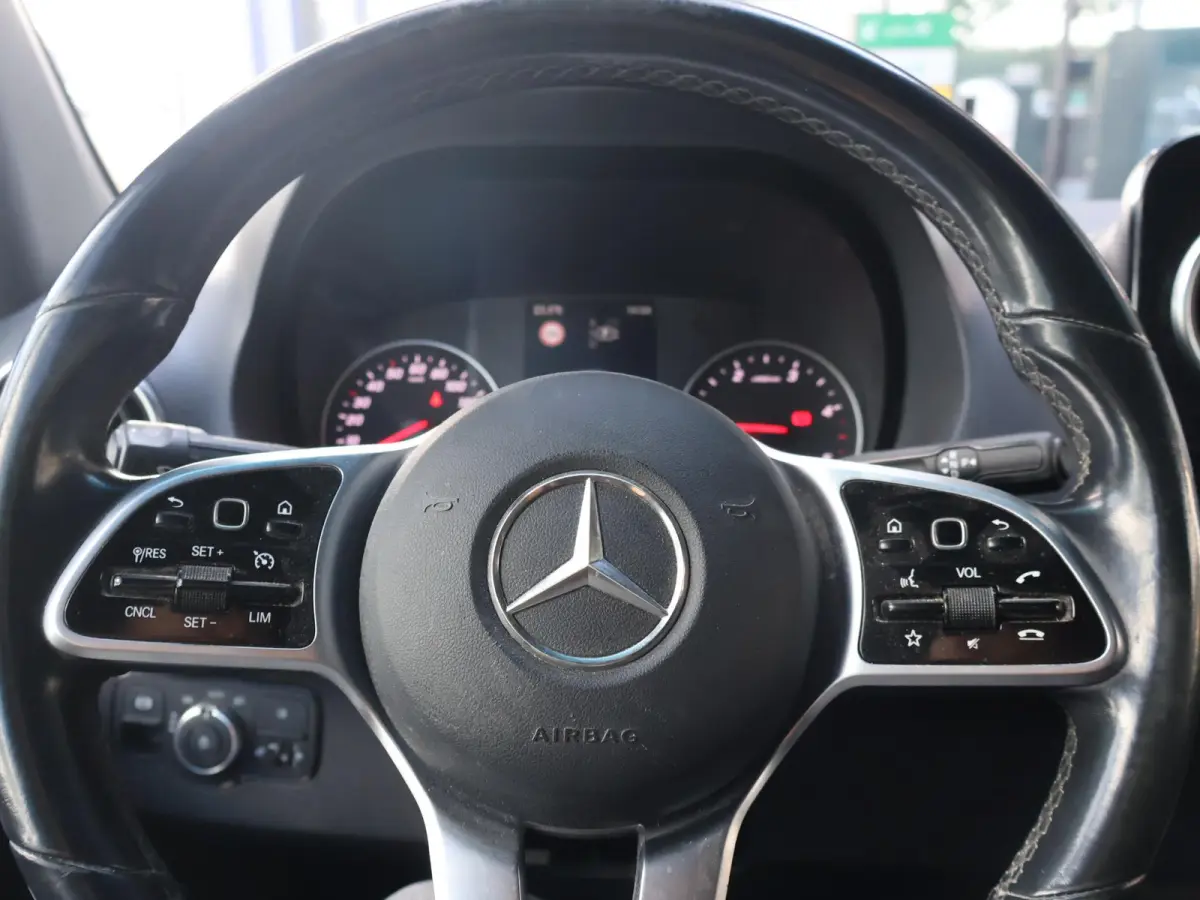 319 3.0 CDI V6 190 PK AUT. L2H2 + 2 SCHUIFDEUREN | 3500 KG TREKHAAK | BREEDBEELD MBUX NAVIGATIE