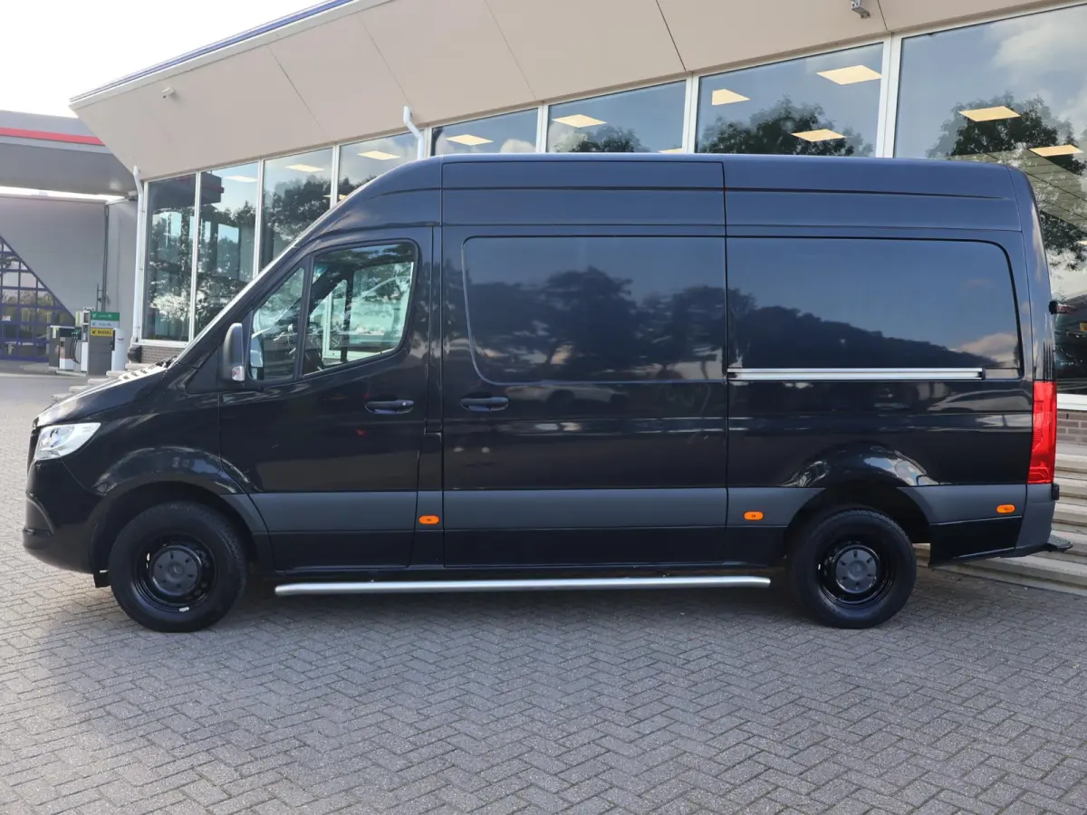 319 3.0 CDI V6 190 PK AUT. L2H2 + 2 SCHUIFDEUREN | 3500 KG TREKHAAK | BREEDBEELD MBUX NAVIGATIE