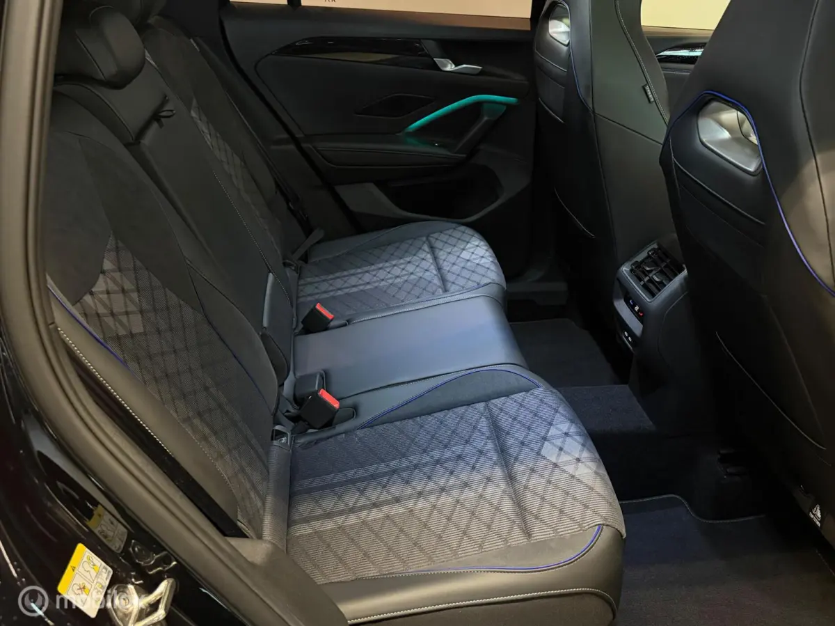 1.5 eTSI R-Line Edition Panorma/Keyless/Trekhaak