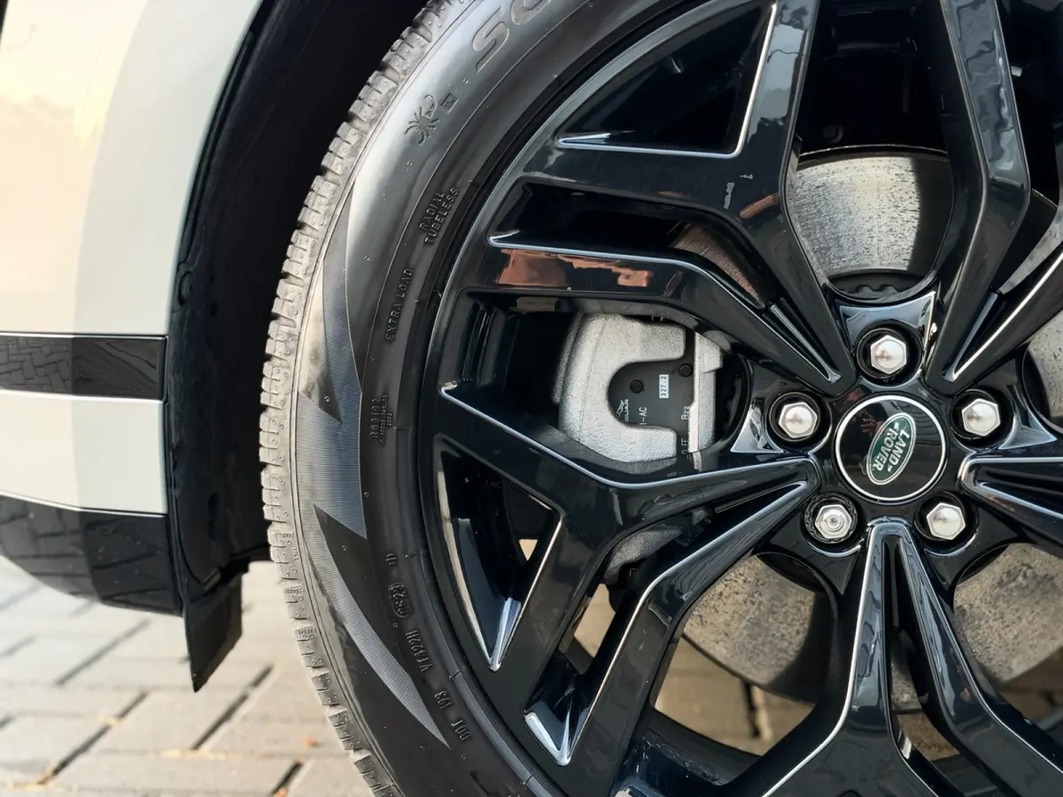 1.5 P300e AWD R-Dynamic S 309PK | Pano | Matrix | Camera | ACC | Parelmoer | 1e EIgenaar