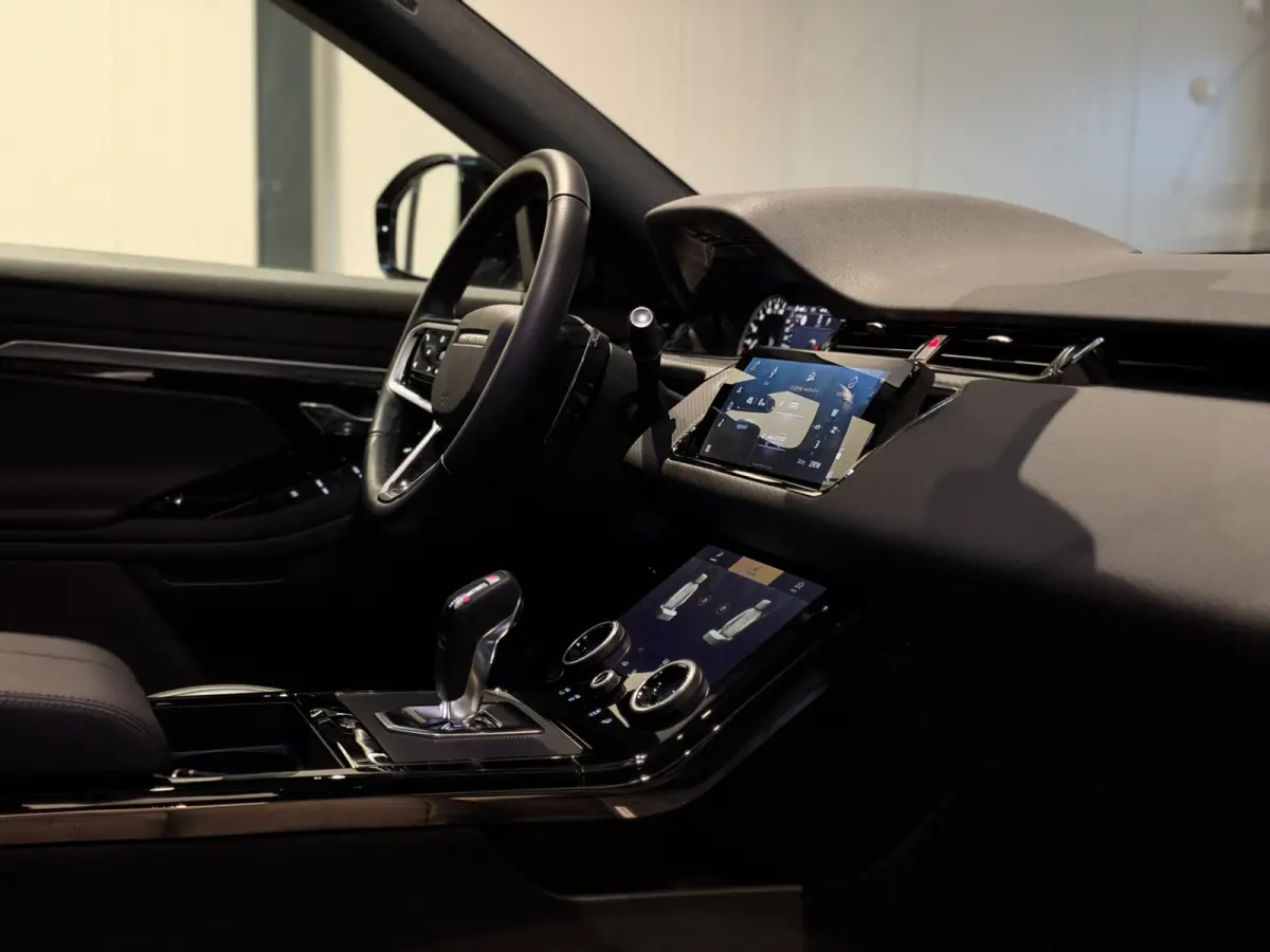 1.5 P300e AWD R-Dynamic S 309PK | Pano | Matrix | Camera | ACC | Parelmoer | 1e EIgenaar