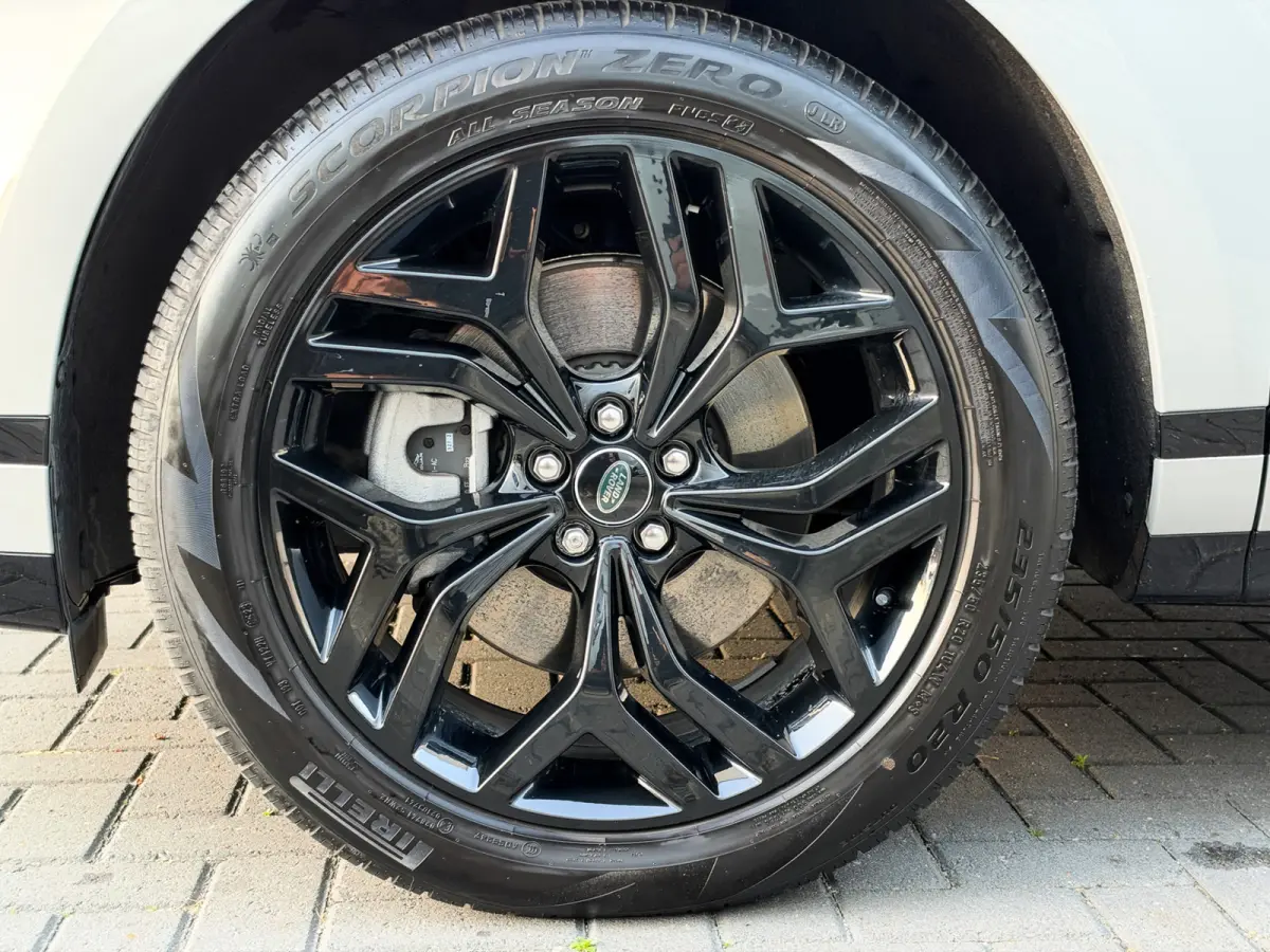1.5 P300e AWD R-Dynamic S 309PK | Pano | Matrix | Camera | ACC | Parelmoer | 1e EIgenaar