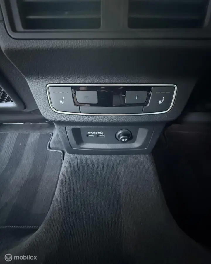 55 TFSI e quattro Competition Matrix l 360