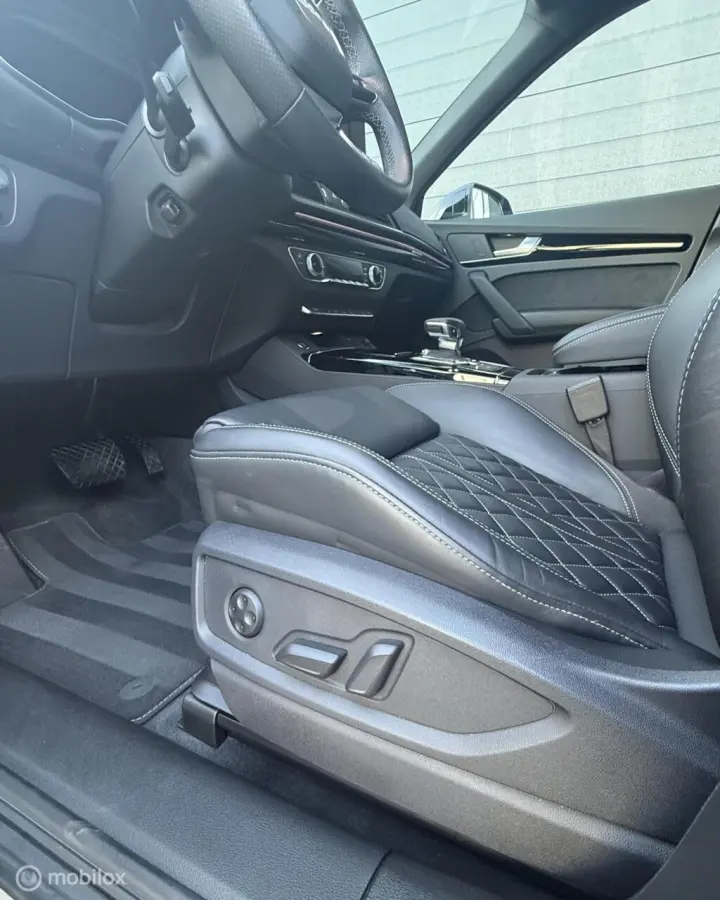 55 TFSI e quattro Competition Matrix l 360