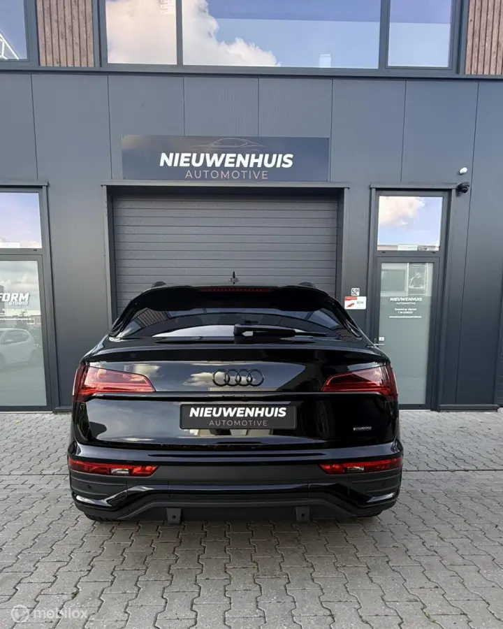 55 TFSI e quattro Competition Matrix l 360