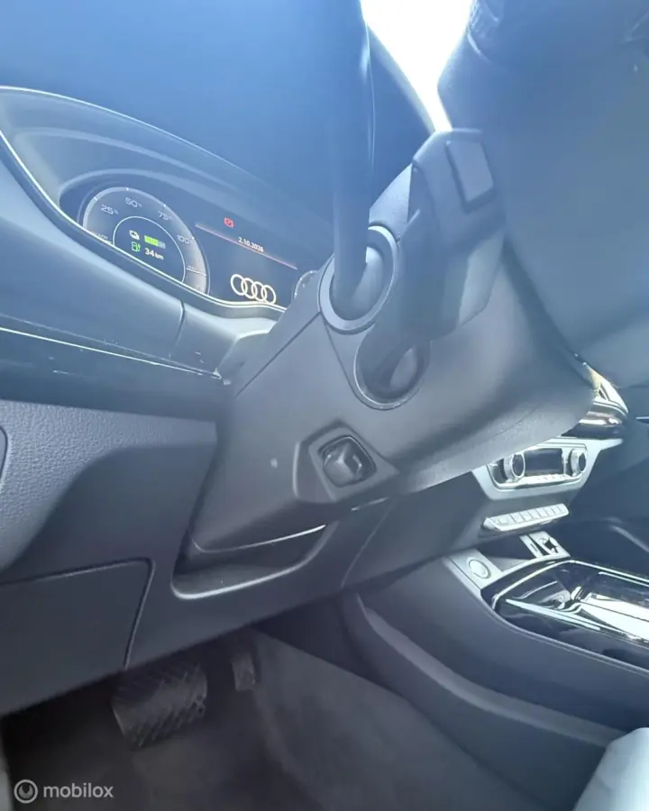 55 TFSI e quattro Competition Matrix l 360