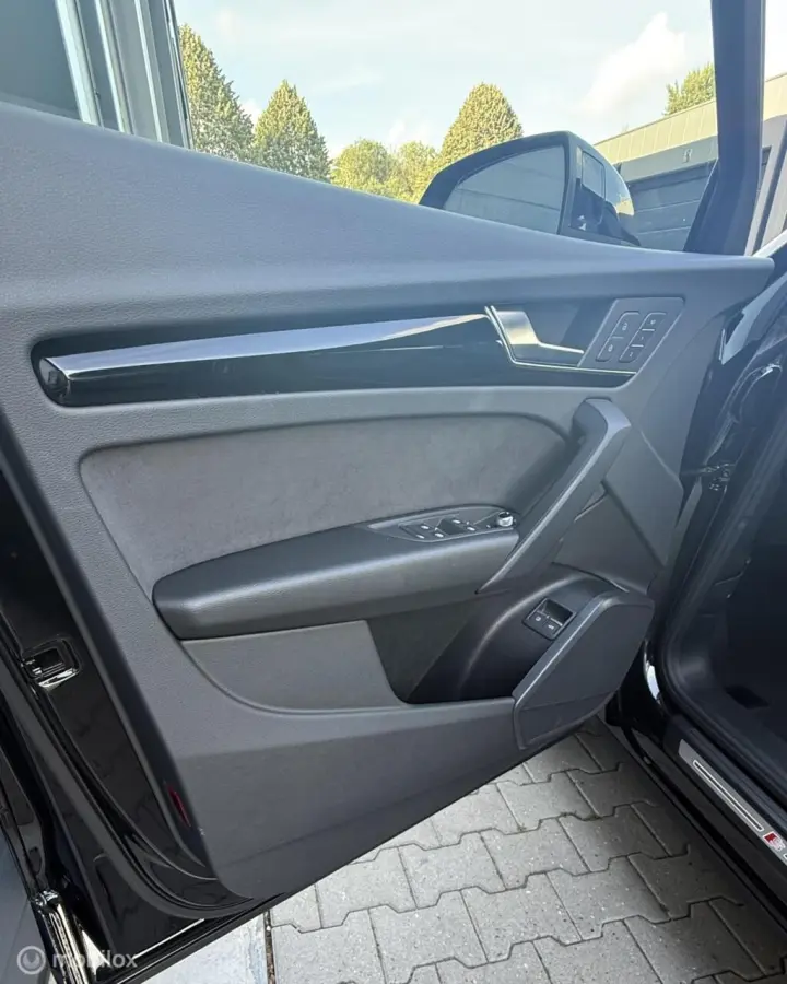 55 TFSI e quattro Competition Matrix l 360