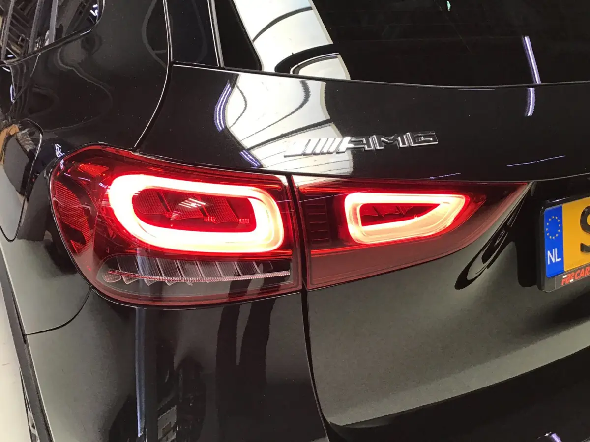 AMG 35 4MATIC I Pano I 360Cam I Sfeer verl. I Multibeam I 21Inch I Trekhaak I Mem. Elec Stoel + Verwarm.