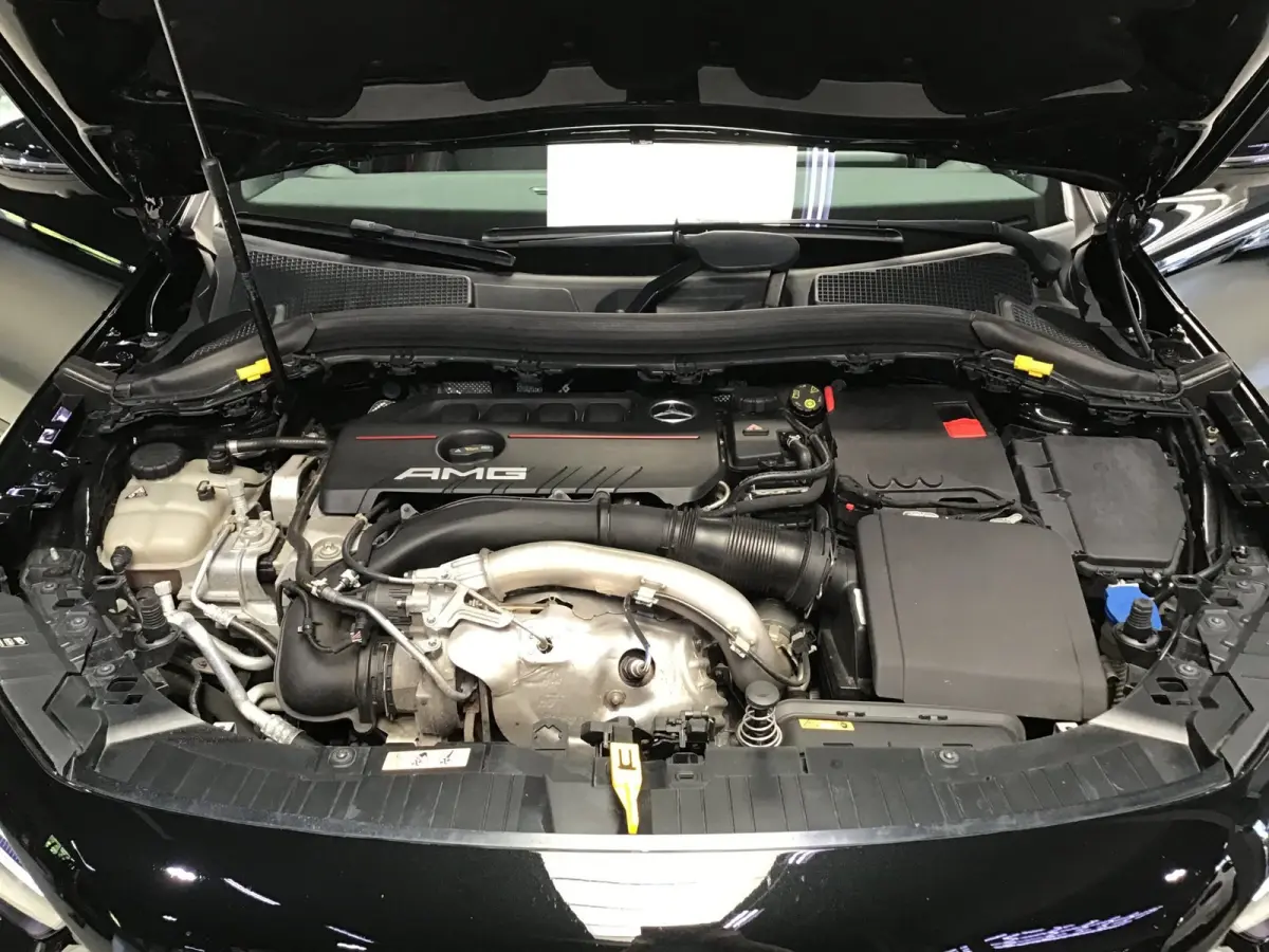 AMG 35 4MATIC I Pano I 360Cam I Sfeer verl. I Multibeam I 21Inch I Trekhaak I Mem. Elec Stoel + Verwarm.