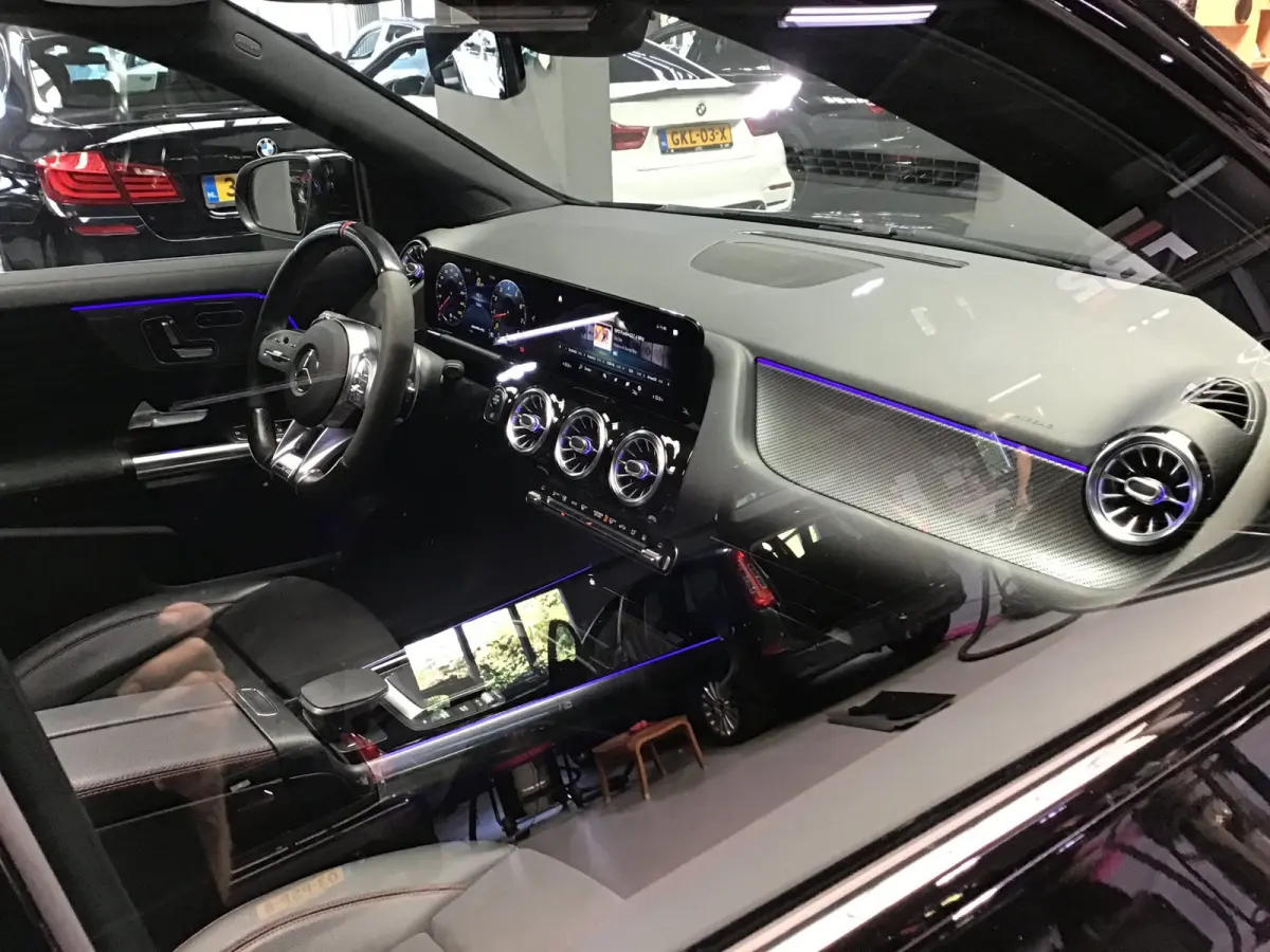 AMG 35 4MATIC I Pano I 360Cam I Sfeer verl. I Multibeam I 21Inch I Trekhaak I Mem. Elec Stoel + Verwarm.