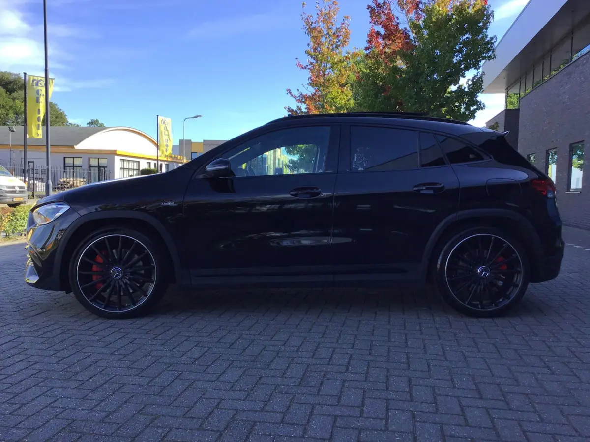 AMG 35 4MATIC I Pano I 360Cam I Sfeer verl. I Multibeam I 21Inch I Trekhaak I Mem. Elec Stoel + Verwarm.