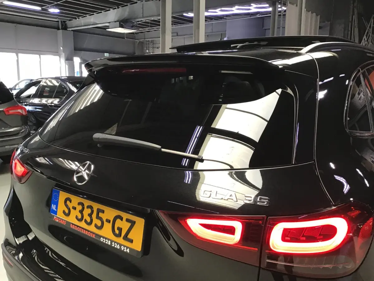 AMG 35 4MATIC I Pano I 360Cam I Sfeer verl. I Multibeam I 21Inch I Trekhaak I Mem. Elec Stoel + Verwarm.