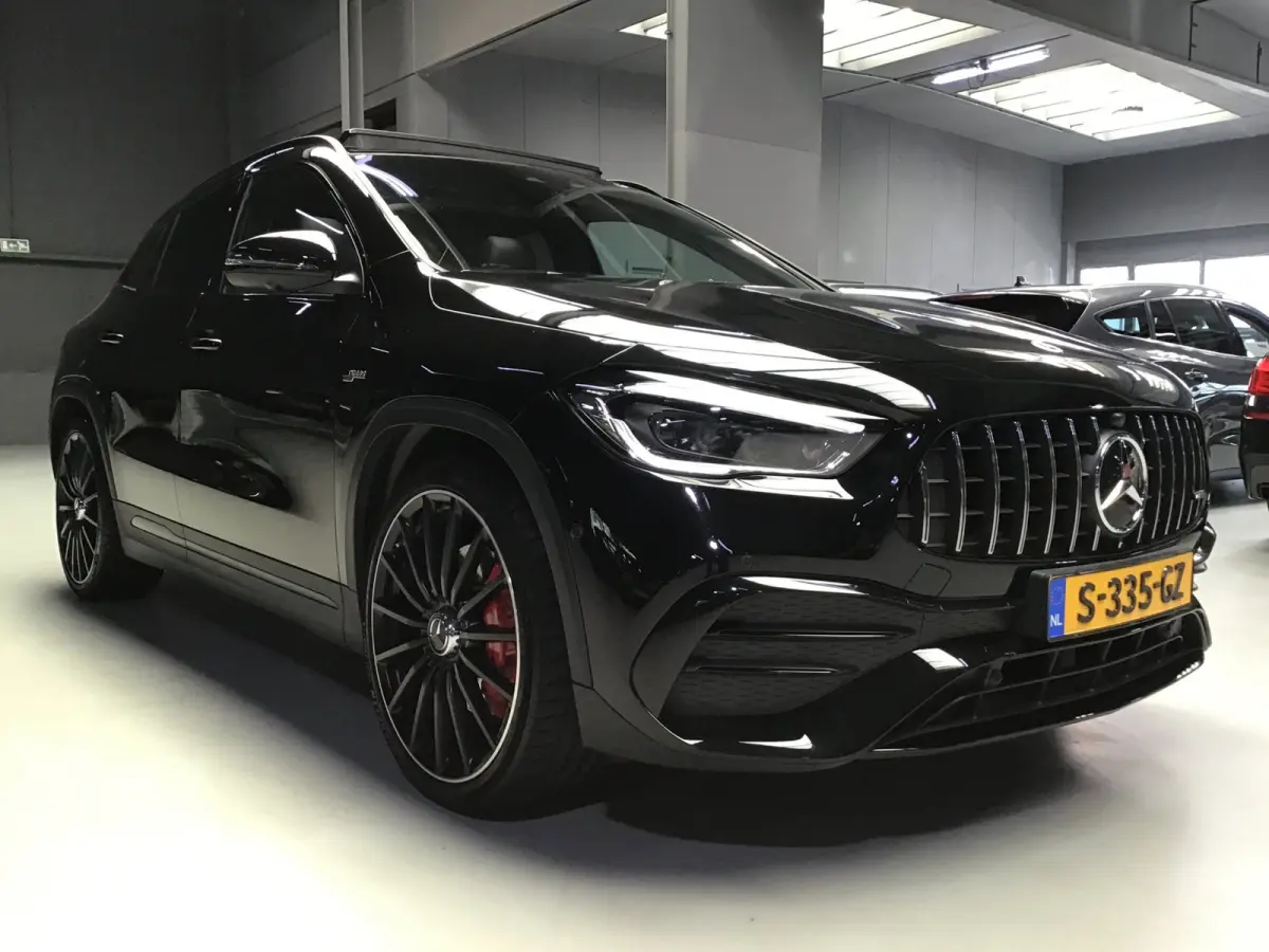 AMG 35 4MATIC I Pano I 360Cam I Sfeer verl. I Multibeam I 21Inch I Trekhaak I Mem. Elec Stoel + Verwarm.