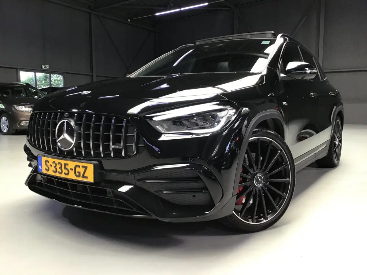 AMG 35 4MATIC I Pano I 360Cam I Sfeer verl. I Multibeam I 21Inch I Trekhaak I Mem. Elec Stoel + Verwarm.