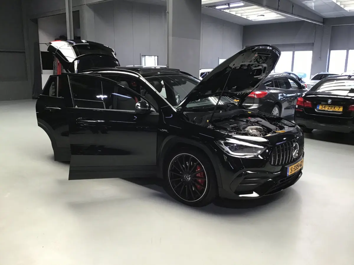 AMG 35 4MATIC I Pano I 360Cam I Sfeer verl. I Multibeam I 21Inch I Trekhaak I Mem. Elec Stoel + Verwarm.