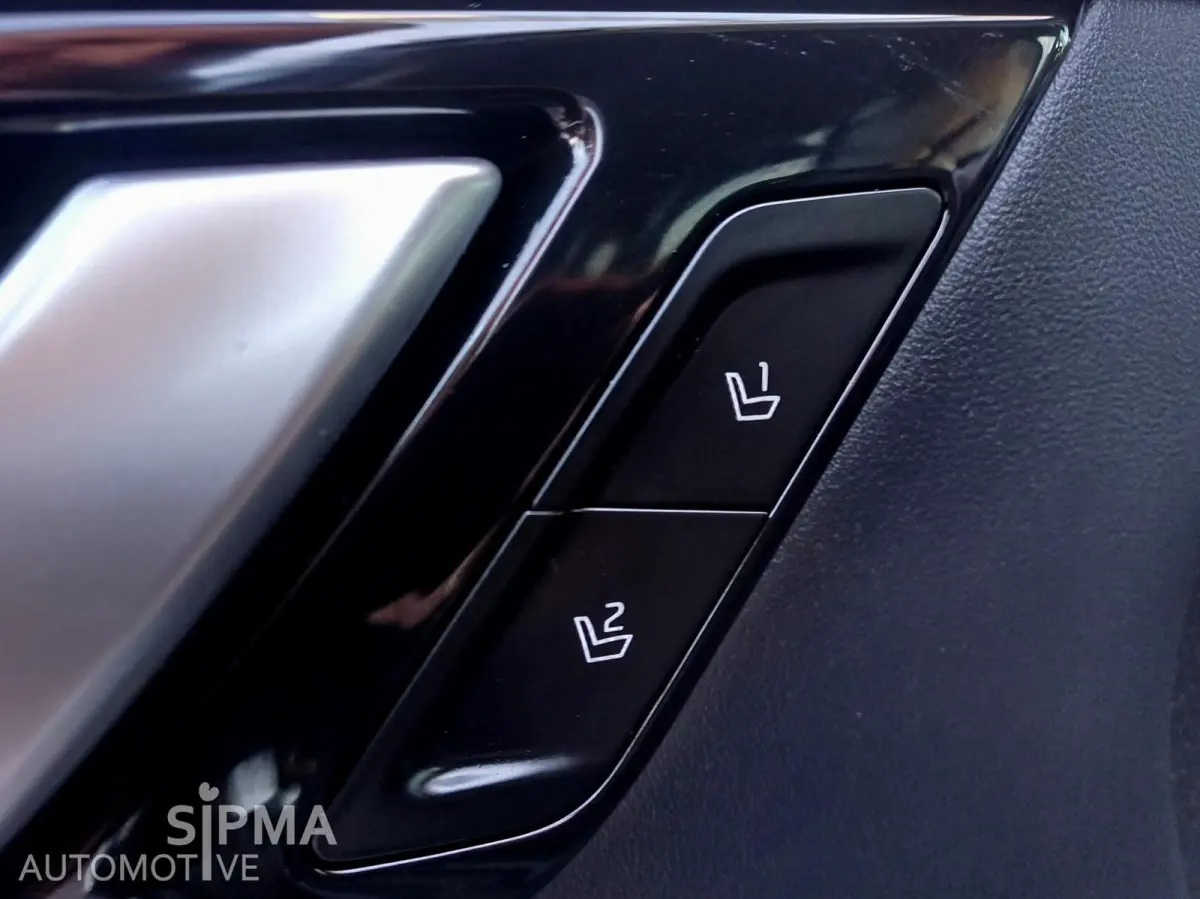 Plus 77.4 kWh/Carplay/Led/Leder/2021/Btw-auto