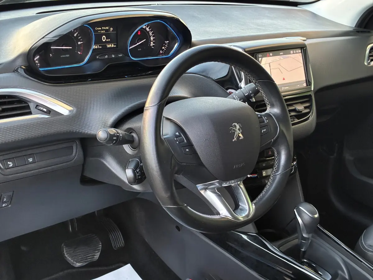 1.2 PureTech GT-Line|D-riem v.v.|Automaat|Navigatie|CarPlay|Trekhaak|PDC|Cruise|Climatronic|Stoel.Vw|