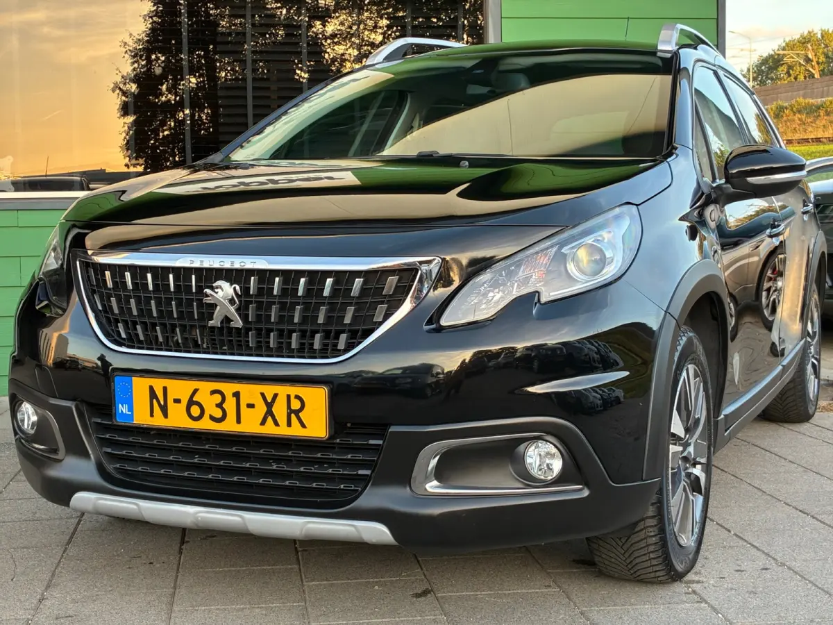 1.2 PureTech GT-Line|D-riem v.v.|Automaat|Navigatie|CarPlay|Trekhaak|PDC|Cruise|Climatronic|Stoel.Vw|