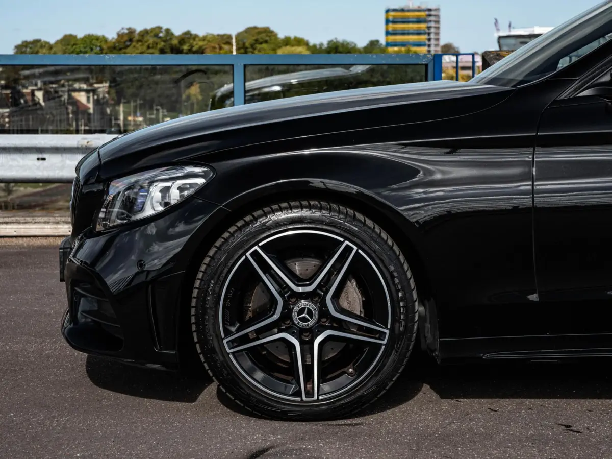 180 AMG Night Edition | Panoramadak | 360 Camera | Leder | Sfeerverlichting | Digital Cockpit | Multibeam LED | 18" AMG | incl. BTW